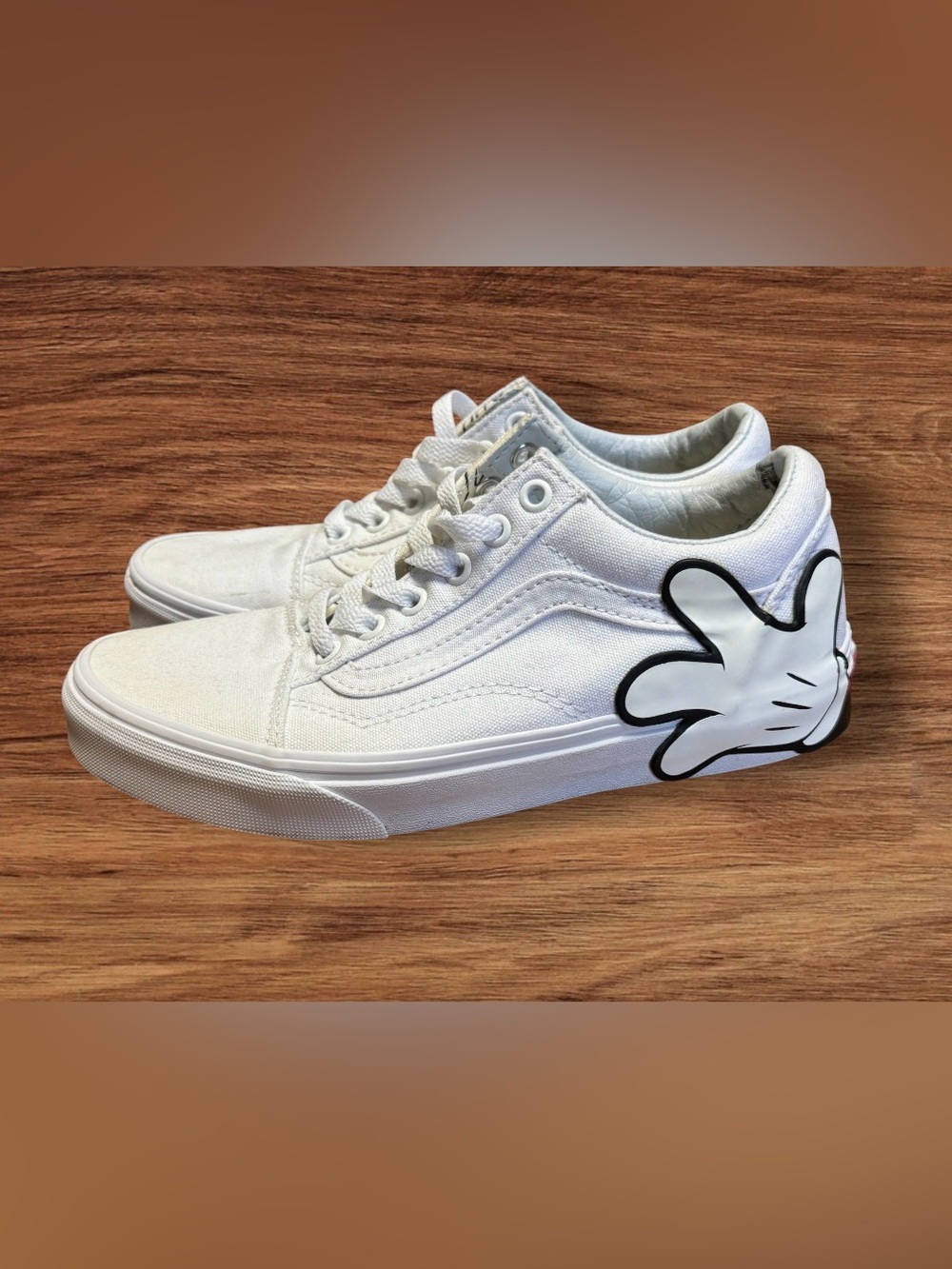 2018 Disney x Vans Old Skool 'Mickey' - Picture 3 of 9